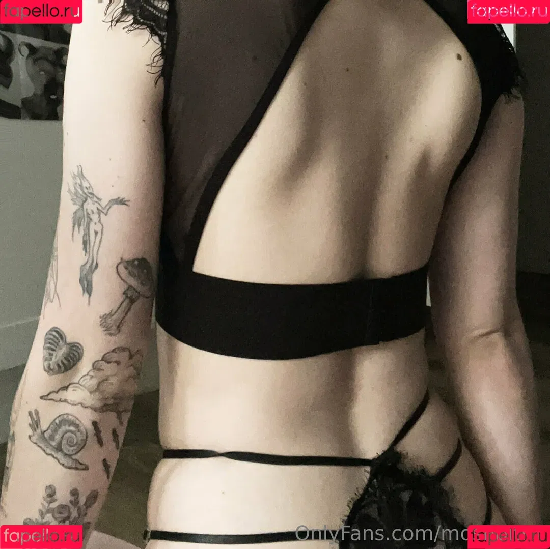 Moshpitmi Onlyfans Photo Gallery 