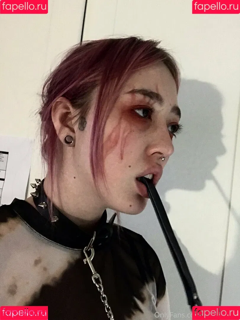 Moshpitmi Onlyfans Photo Gallery 