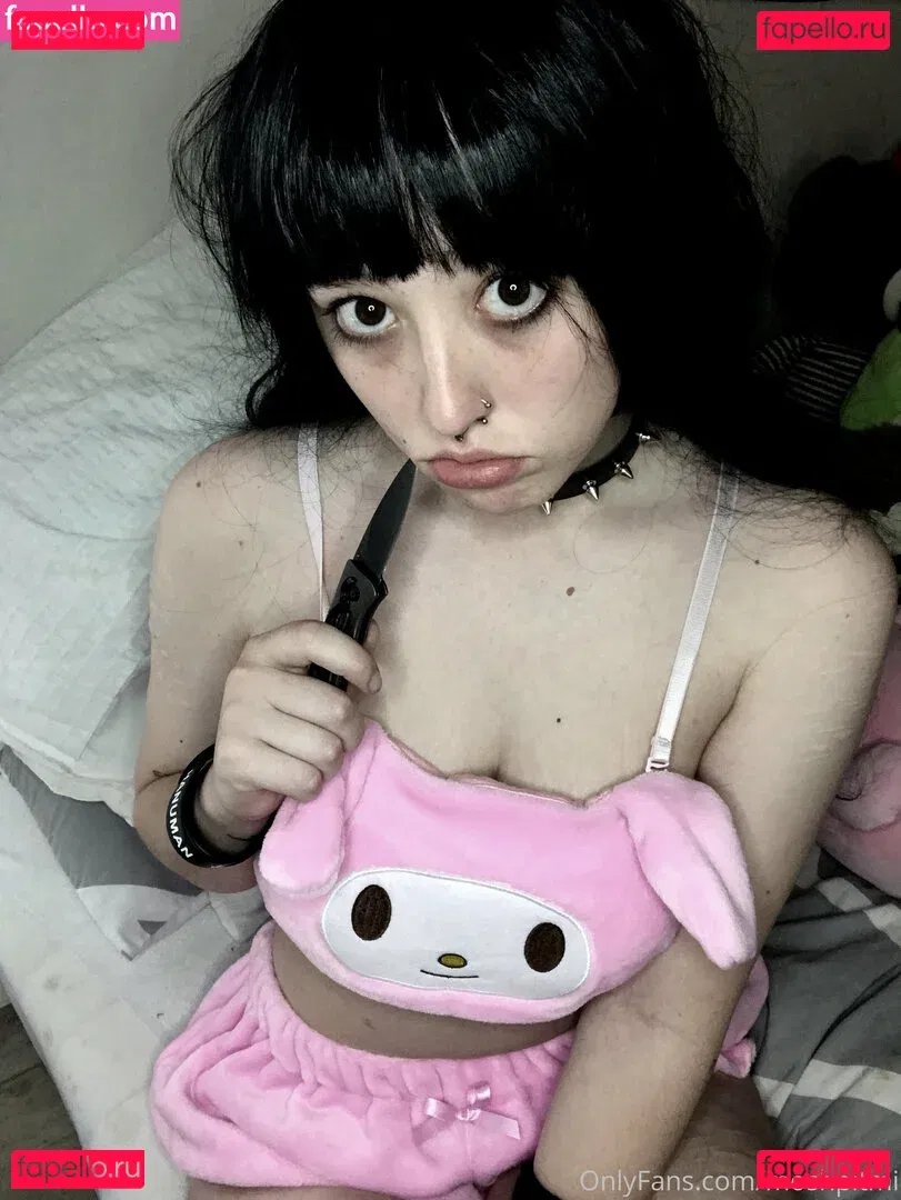 Moshpitmi Onlyfans Photo Gallery 