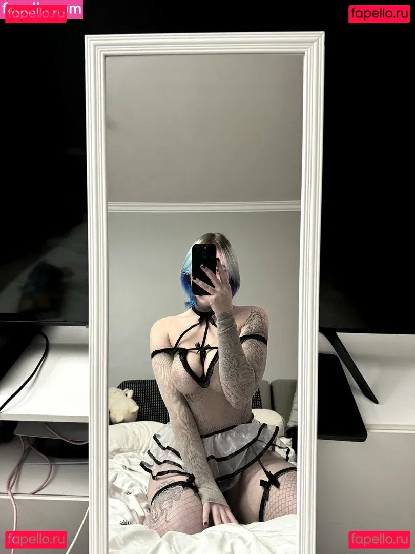 Moshpitmi Onlyfans Photo Gallery 