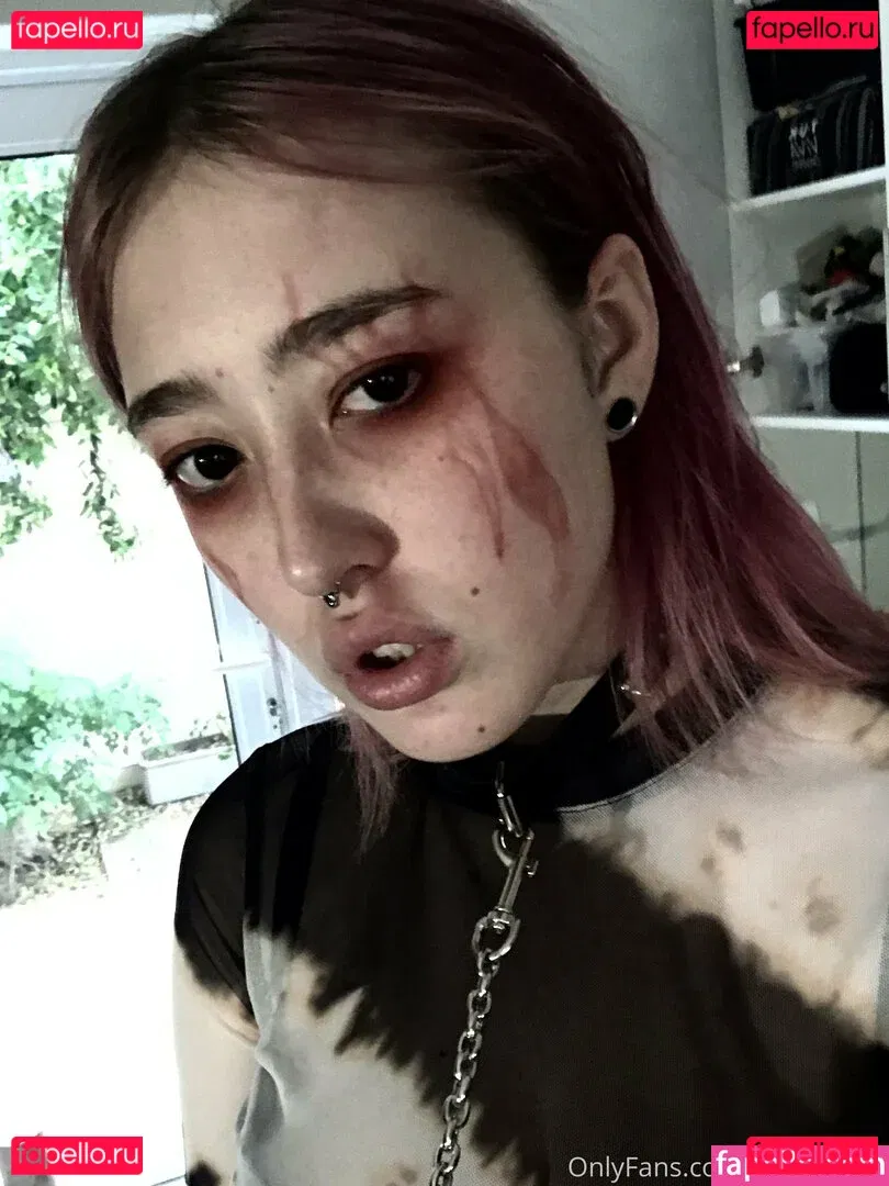 Moshpitmi Onlyfans Photo Gallery 