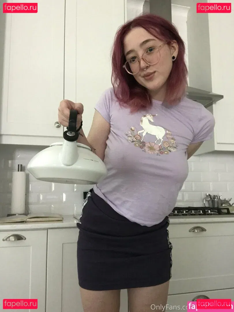 Moshpitmi Onlyfans Photo Gallery 