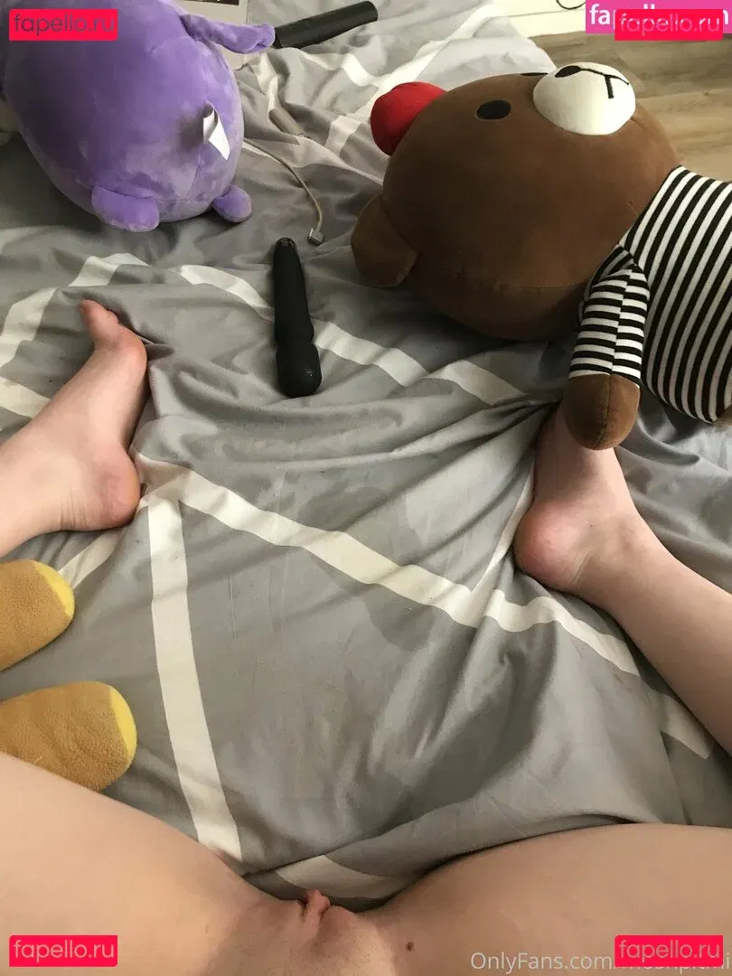 Moshpitmi Onlyfans Photo Gallery 