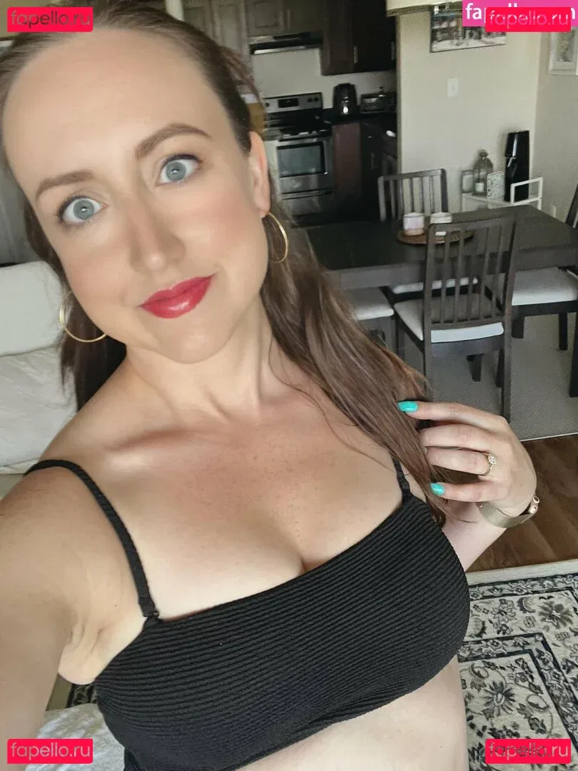 Emma Orchid Onlyfans Photo Gallery 