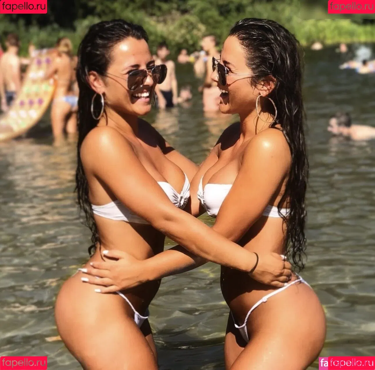 Jakic Twins Onlyfans Photo Gallery 