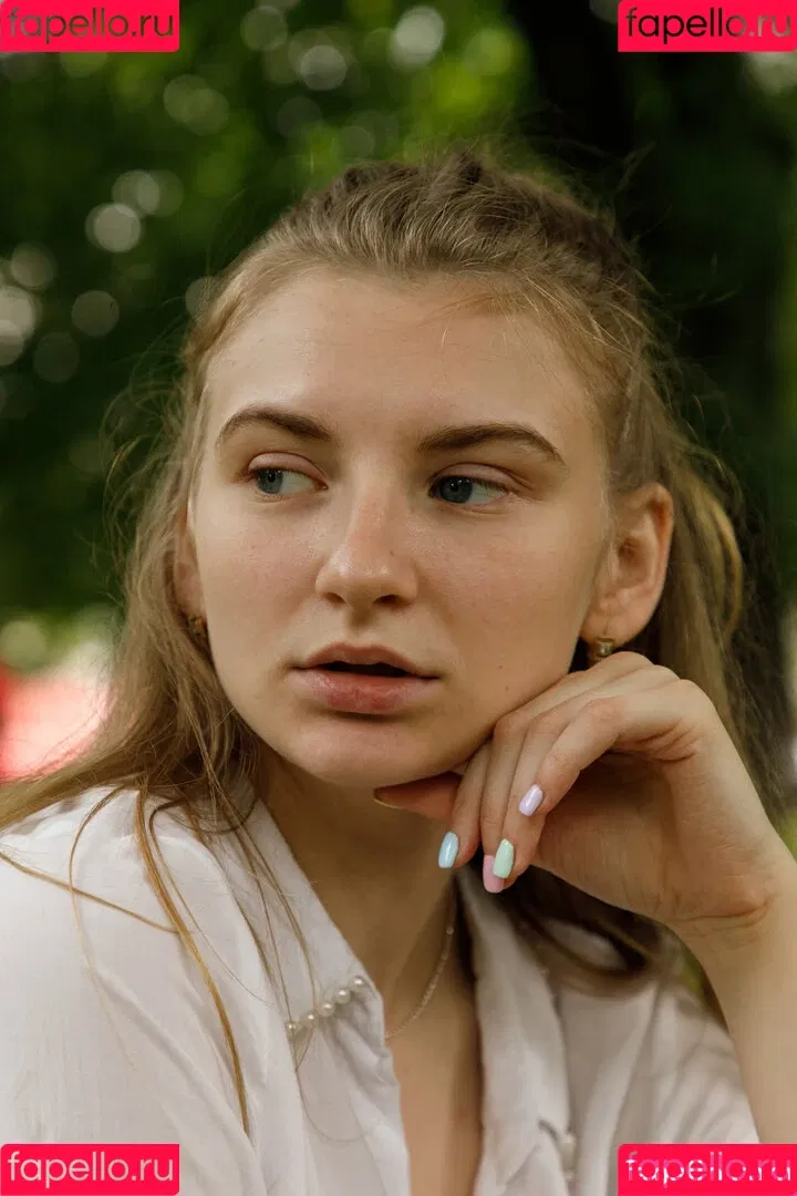 Regan Budimir Onlyfans Photo Gallery 