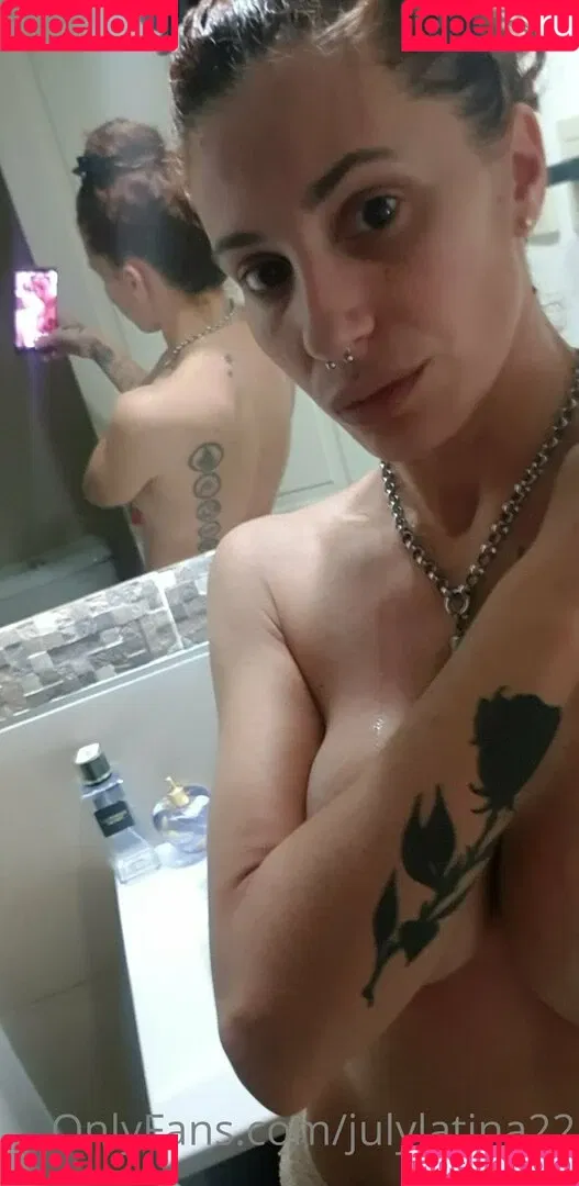 juliaredlove Onlyfans Photo Gallery 