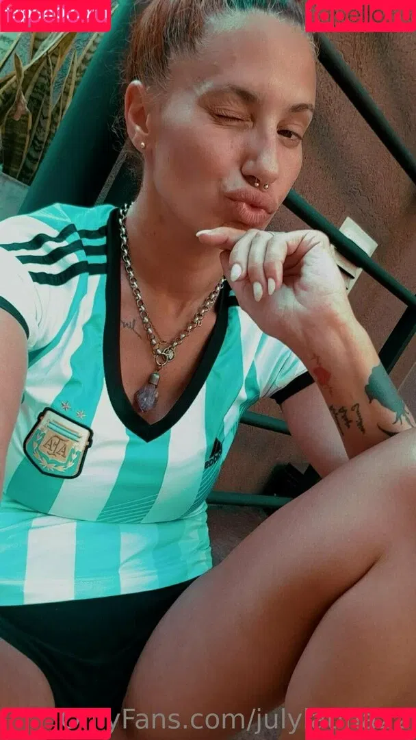 juliaredlove Onlyfans Photo Gallery 