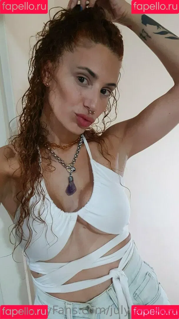 juliaredlove Onlyfans Photo Gallery 