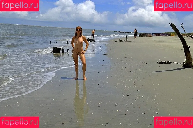 Chann Redclouds Onlyfans Photo Gallery 