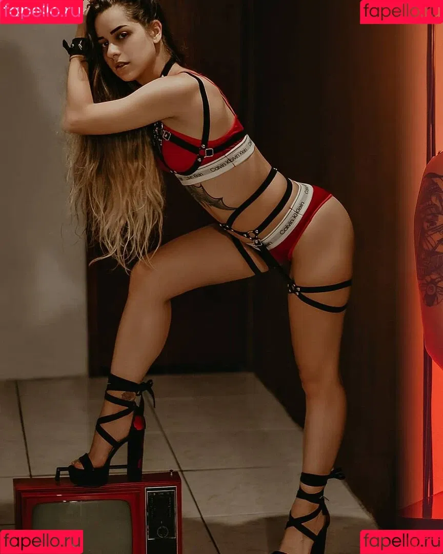 artealtkim Onlyfans Photo Gallery 