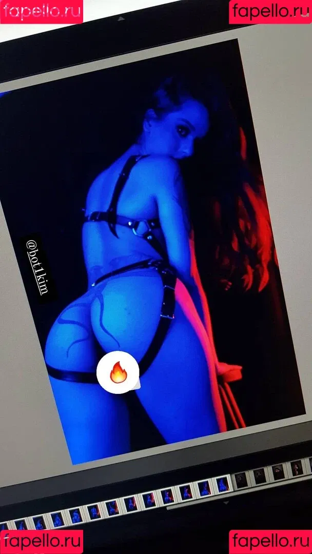 artealtkim Onlyfans Photo Gallery 
