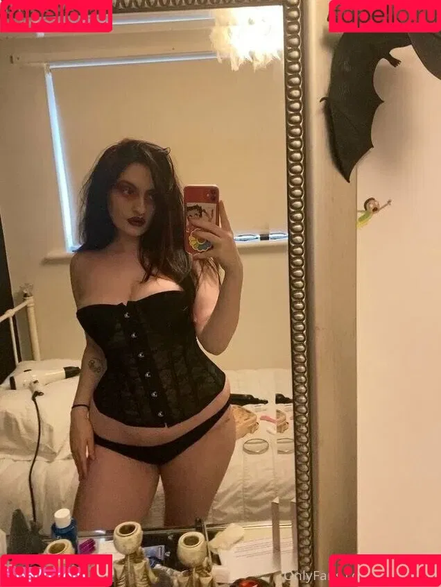 poorthing Onlyfans Photo Gallery 