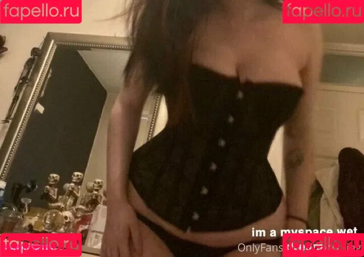 poorthing Onlyfans Photo Gallery 