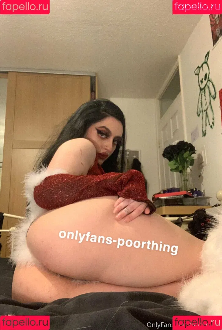 poorthing Onlyfans Photo Gallery 