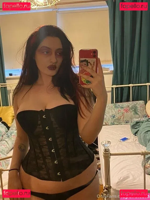 poorthing Onlyfans Photo Gallery 