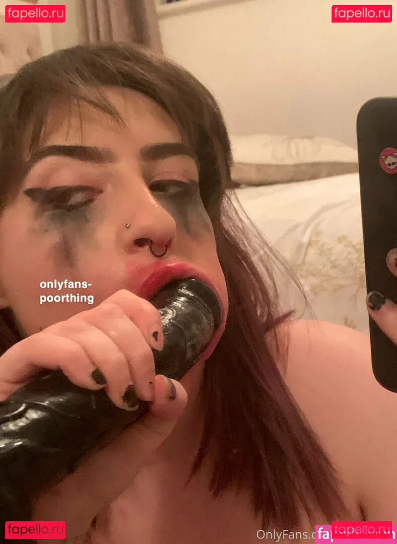 poorthing Onlyfans Photo Gallery 