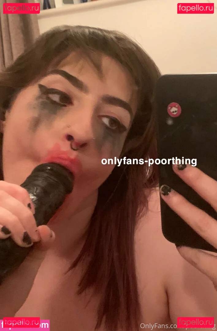 poorthing Onlyfans Photo Gallery 