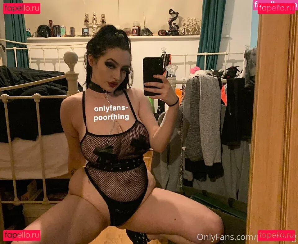 poorthing Onlyfans Photo Gallery 