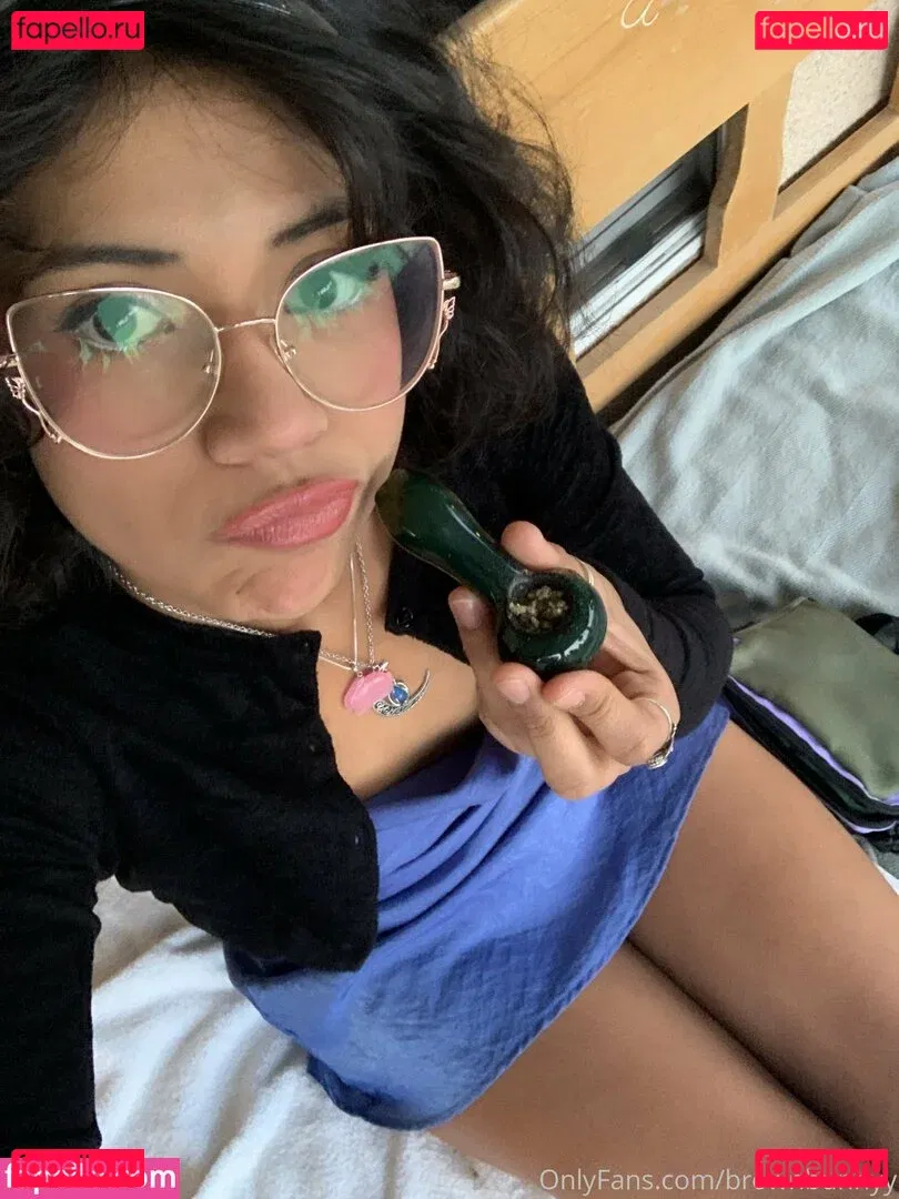 brownbunnyy Onlyfans Photo Gallery 