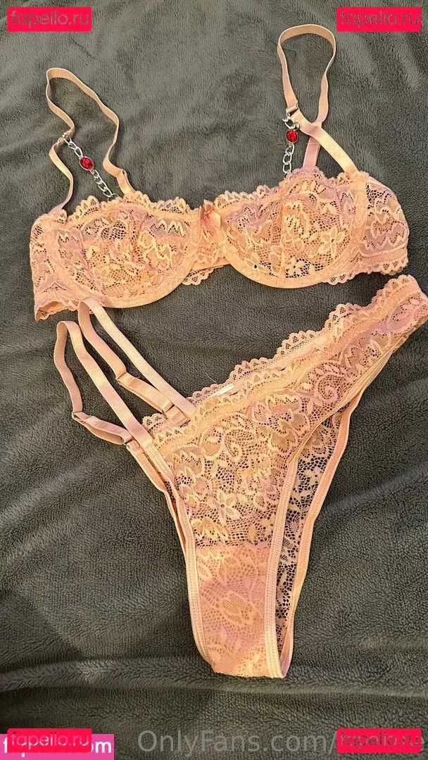 moree Onlyfans Photo Gallery 