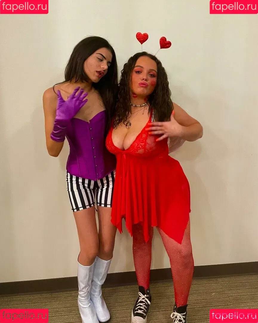 Hannah B Onlyfans Photo Gallery 