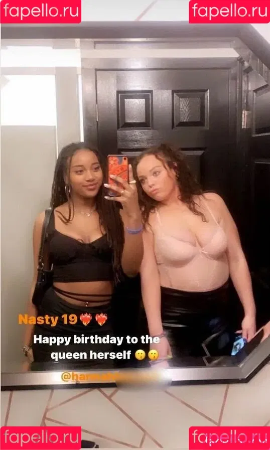 Hannah B Onlyfans Photo Gallery 