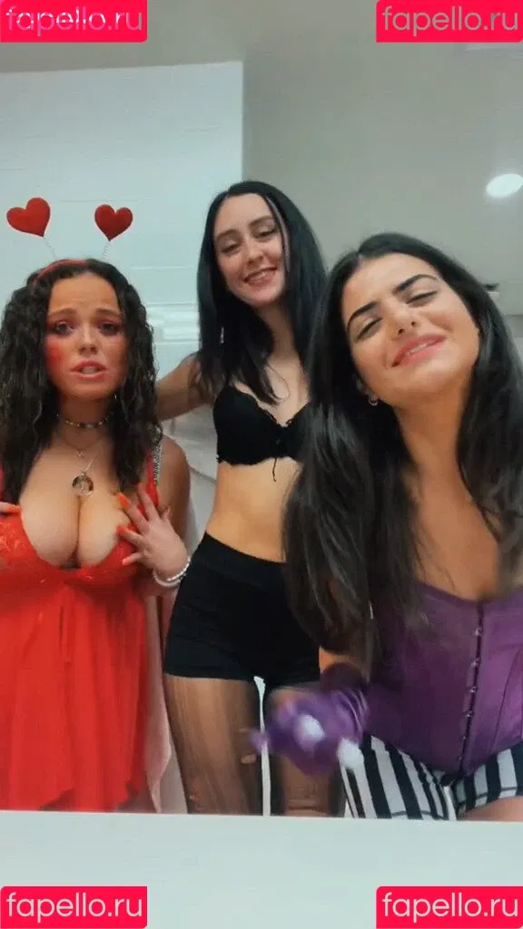 Hannah B Onlyfans Photo Gallery 