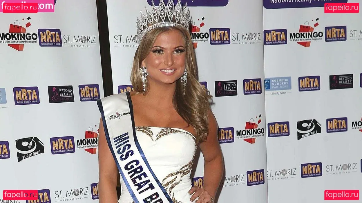 Zara Holland Onlyfans Photo Gallery 