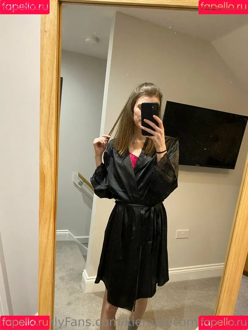petite_onlyfans Onlyfans Photo Gallery 