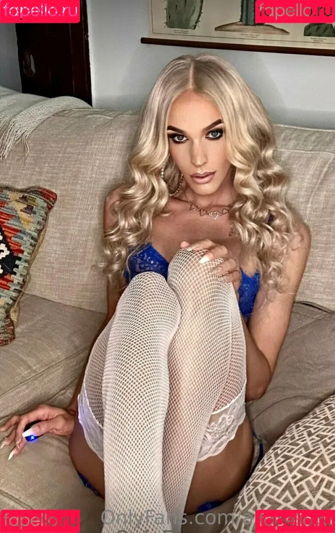 aparisi.ts Onlyfans Photo Gallery 