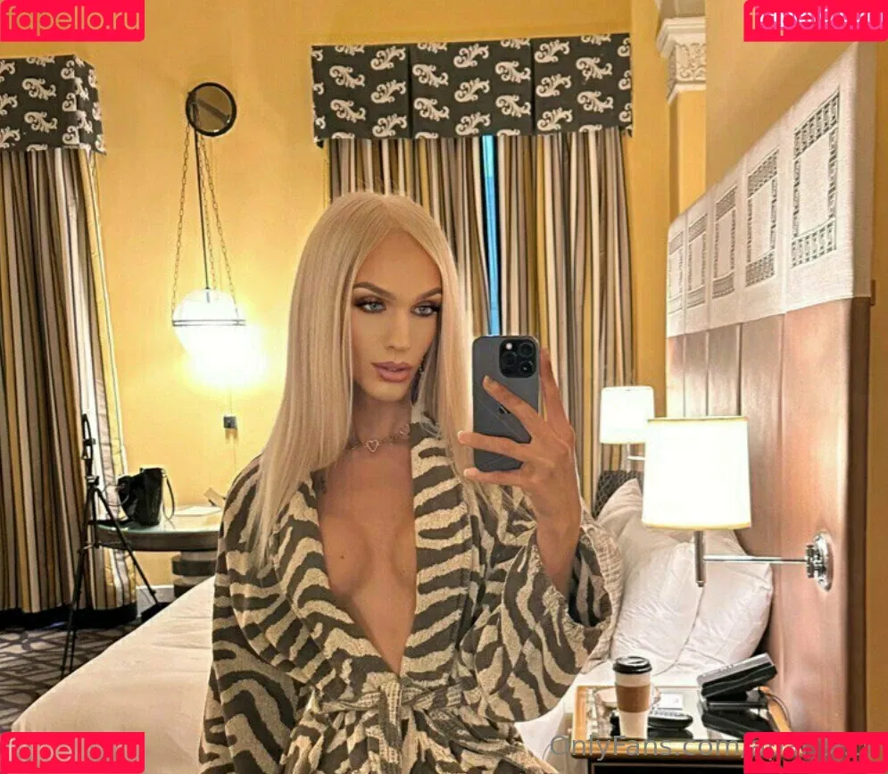 aparisi.ts Onlyfans Photo Gallery 
