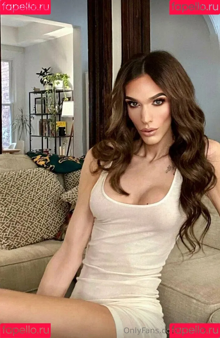 aparisi.ts Onlyfans Photo Gallery 