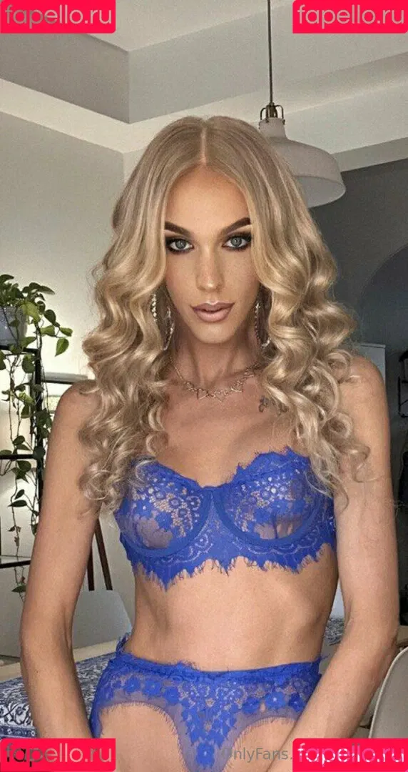 aparisi.ts Onlyfans Photo Gallery 