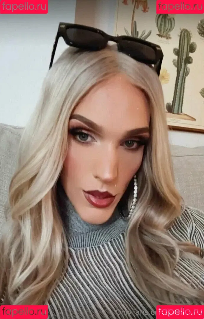 aparisi.ts Onlyfans Photo Gallery 