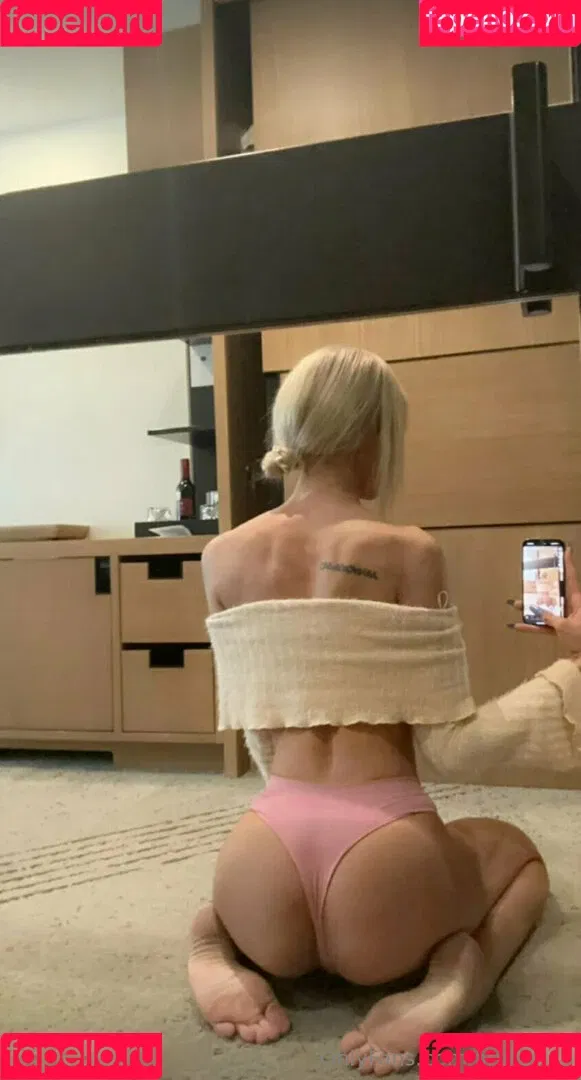 aparisi.ts Onlyfans Photo Gallery 
