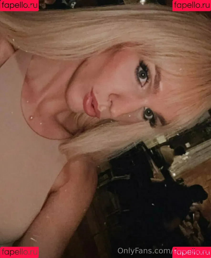 aparisi.ts Onlyfans Photo Gallery 