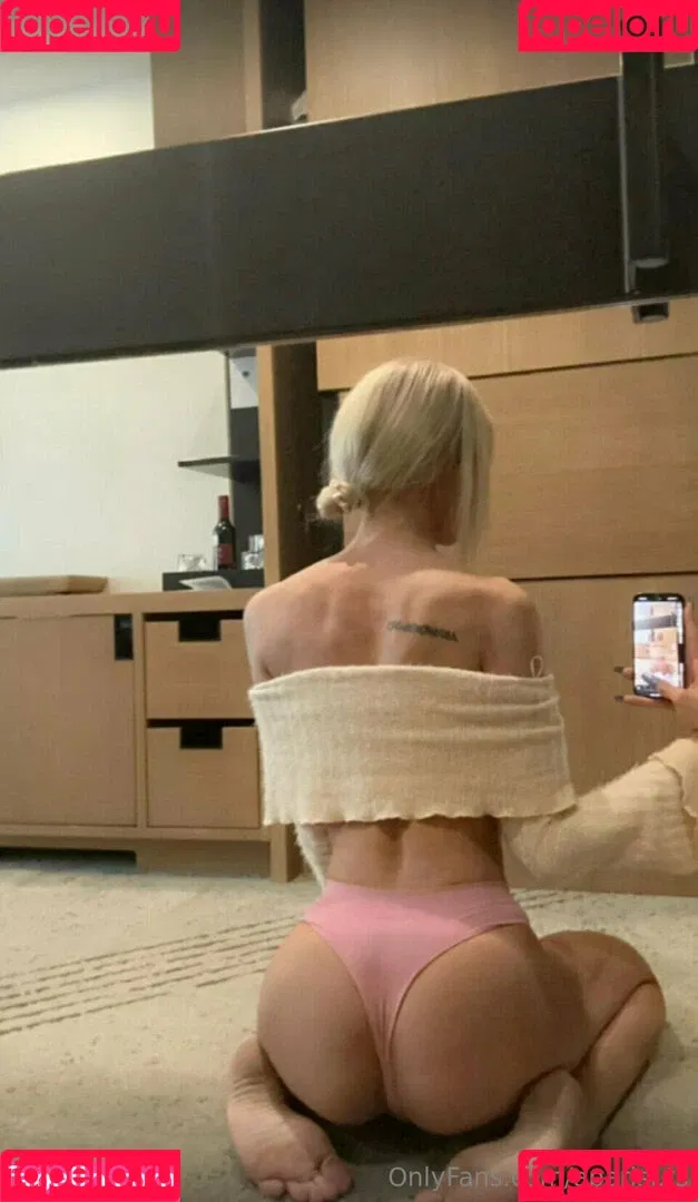 aparisi.ts Onlyfans Photo Gallery 