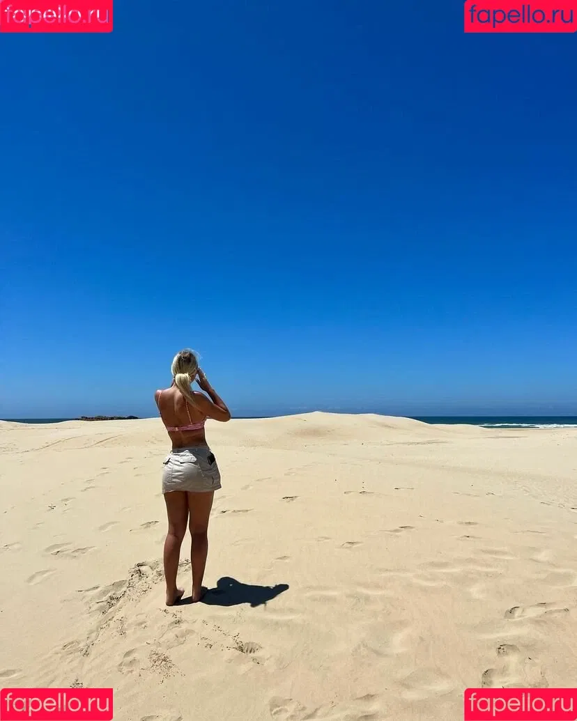 Kara Mia Van Pletzen Onlyfans Photo Gallery 