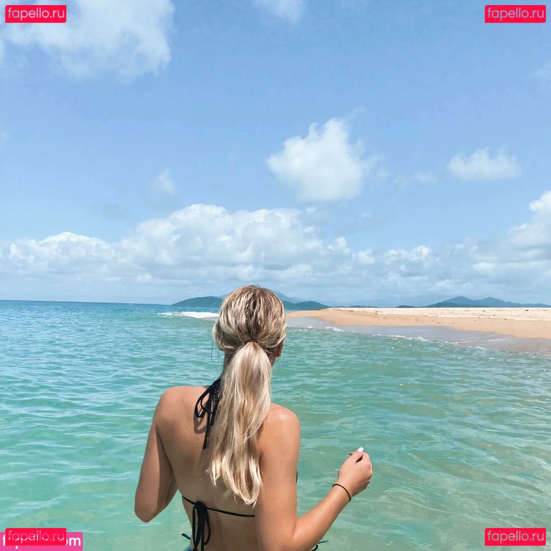 Kara Mia Van Pletzen Onlyfans Photo Gallery 