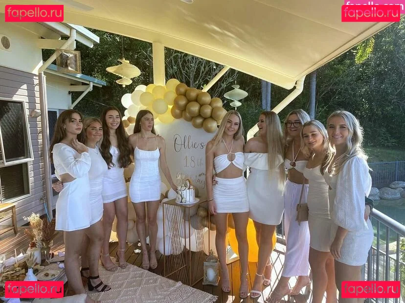 Kara Mia Van Pletzen Onlyfans Photo Gallery 