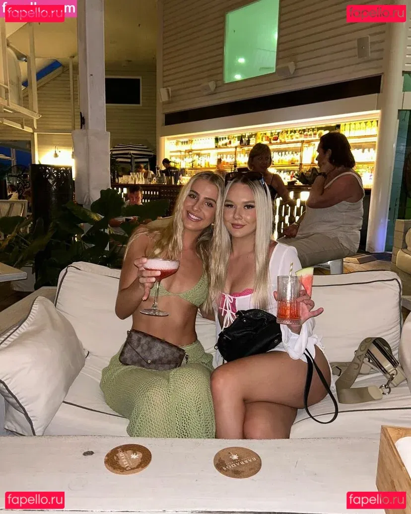 Kara Mia Van Pletzen Onlyfans Photo Gallery 