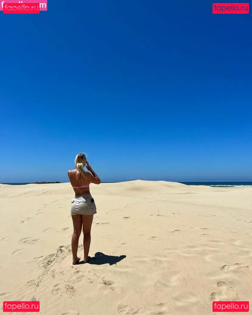 Kara Mia Van Pletzen Onlyfans Photo Gallery 