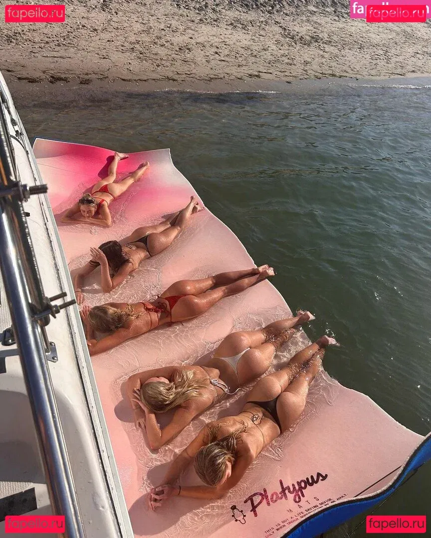 Kara Mia Van Pletzen Onlyfans Photo Gallery 