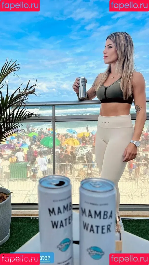 Leticia Bufoni Onlyfans Photo Gallery 
