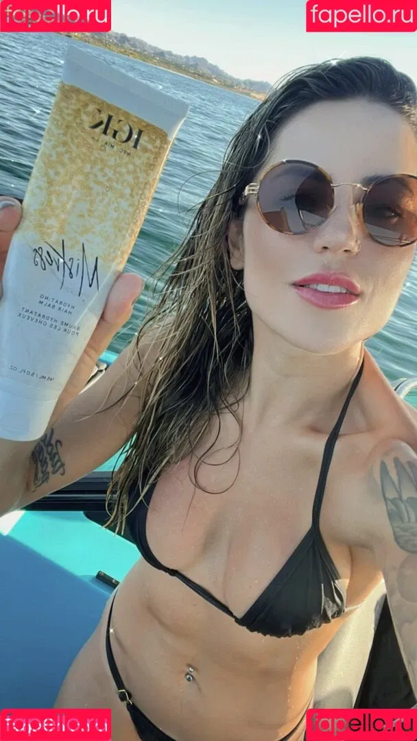 Leticia Bufoni Onlyfans Photo Gallery 