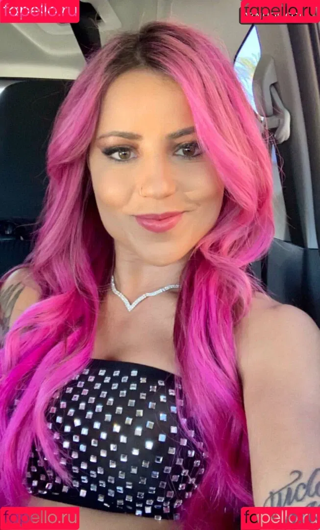 Leticia Bufoni Onlyfans Photo Gallery 