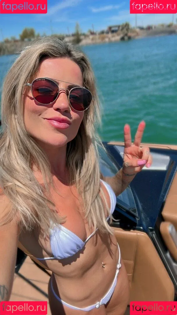 Leticia Bufoni Onlyfans Photo Gallery 