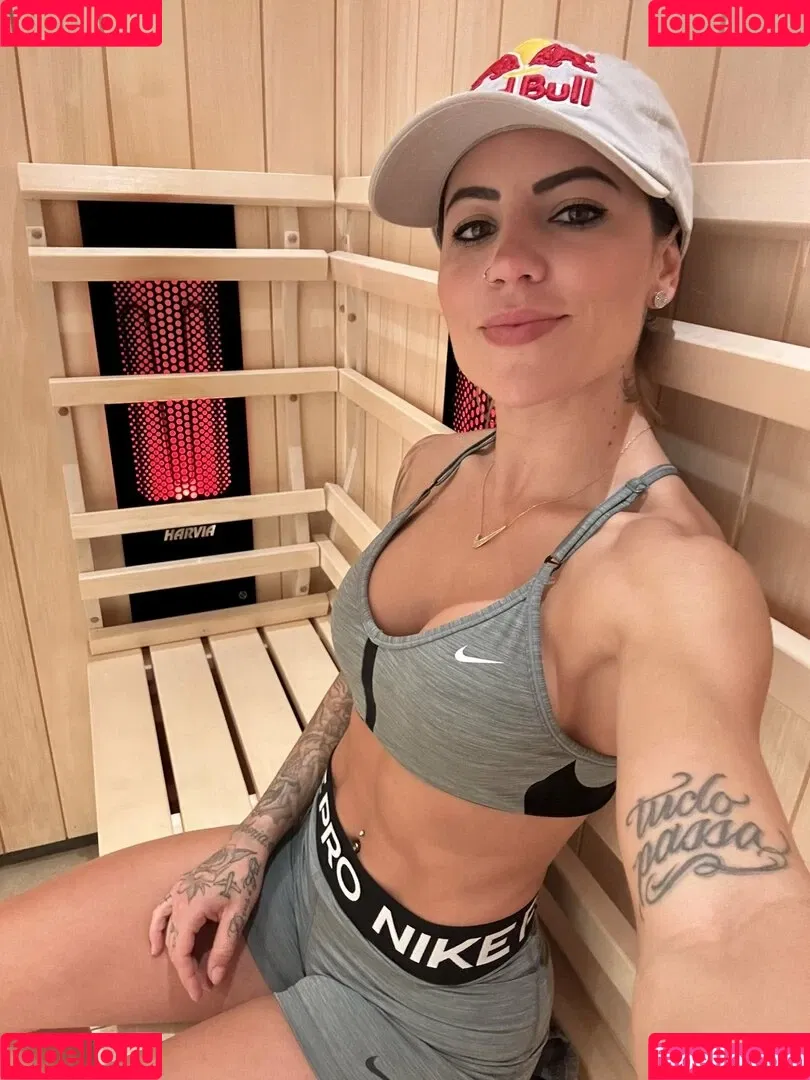 Leticia Bufoni Onlyfans Photo Gallery 