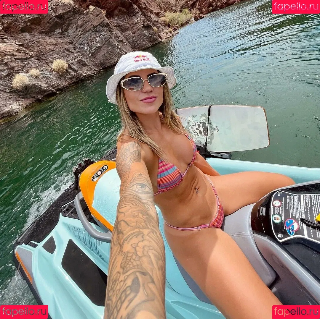 Leticia Bufoni Onlyfans Photo Gallery 
